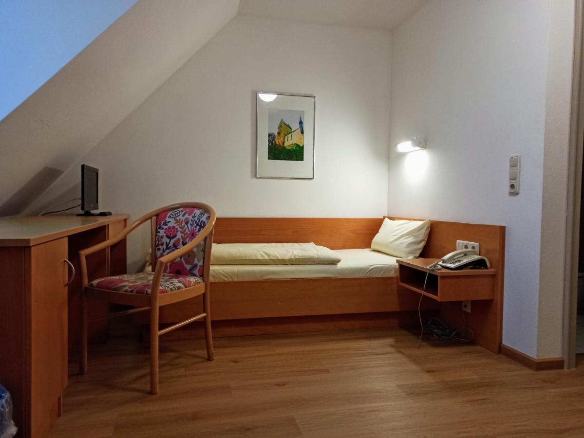 ホテルGastehaus デッゲンドルフ エクステリア 写真